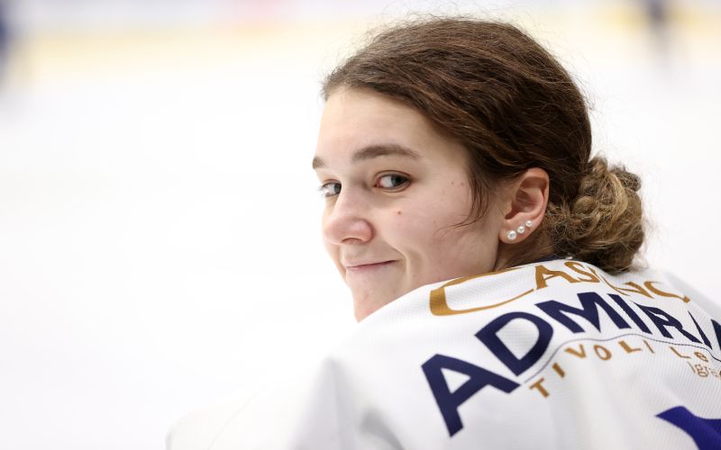 pia dukarič.JPG