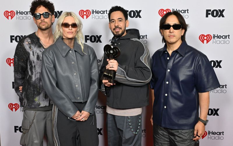 Linkin Park - Linkin Park bodo z novo pevko nastopili na finalu Lig