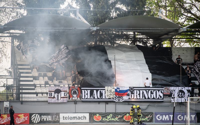 mura, maribor, gledalci, tribune