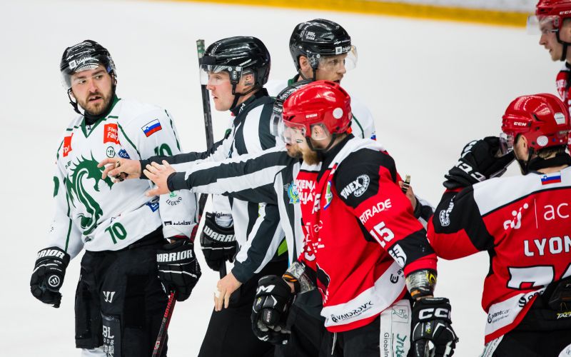 olimpija jesenice hokej 25 af.jpg