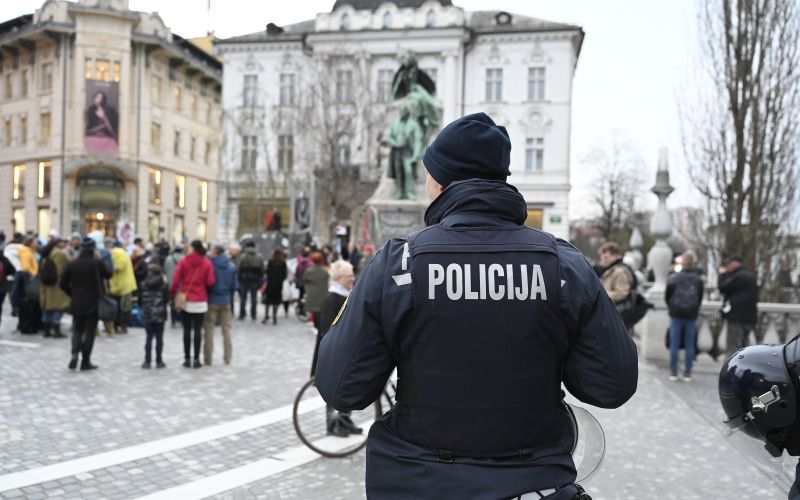 slovenska policija