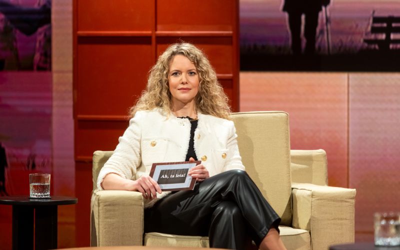 Če hočemo najti res dobre in zanimive zgodbe lahko priprave na eno oddajo trajajo več tednov, pravi