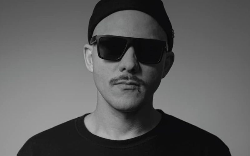 Aney F. je pionir slovenske minimal house scene in eden redkih DJ-ev iz Slovenije z globalnim prebojem.