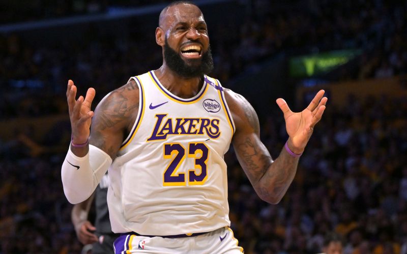 lebron james.jpg