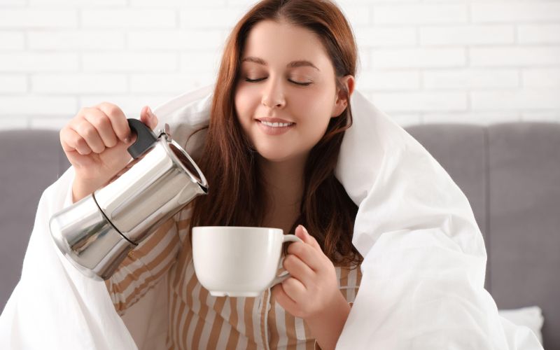 pitje kave, jutranja kava