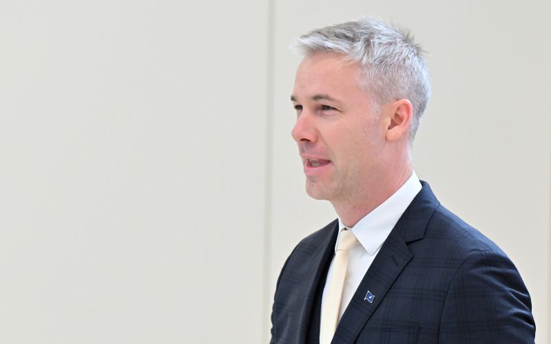 simon savsek.JPG