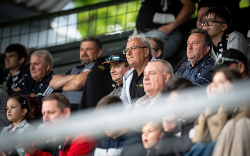 mura, koper, gledalci, tribuna