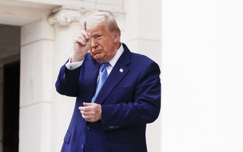 predsednik-zda-donald-trump