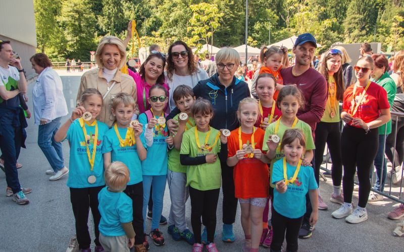 Skazin tek medalje.jpg