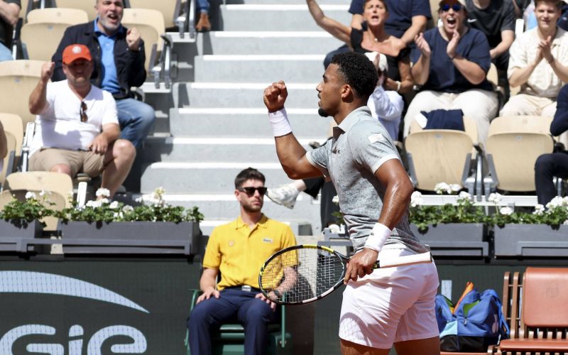 roland garros.jpg