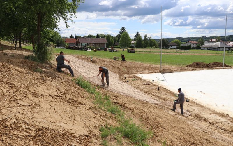 obcina-salovci, sportni-center, medovite-rastline