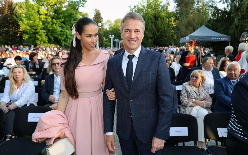 Robert Golob, Tina Gaber