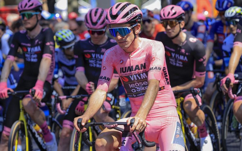simon yates.jpg