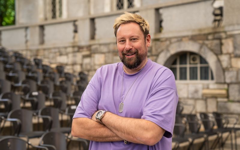 Umek - Umek se je lotil posebnega izziva - s simfoničnim o