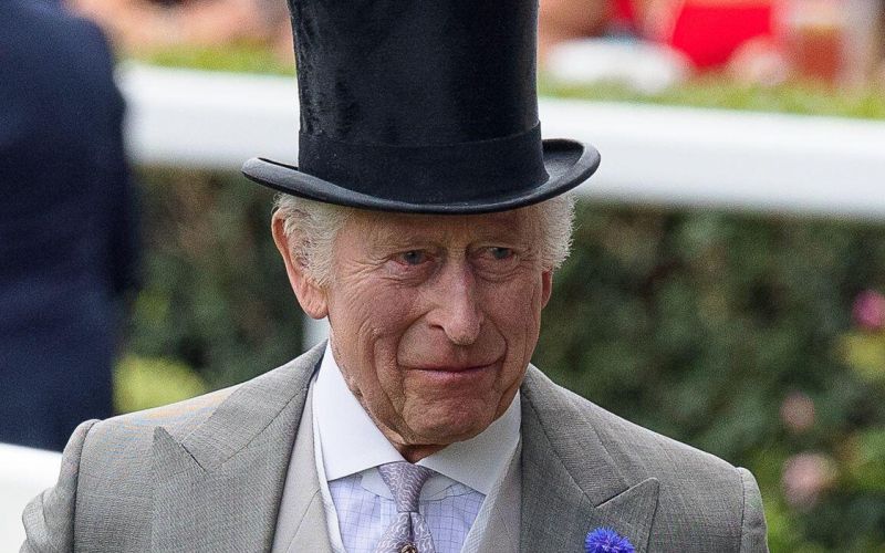 Bo Karel dokončno zakopal bojno sekiro?