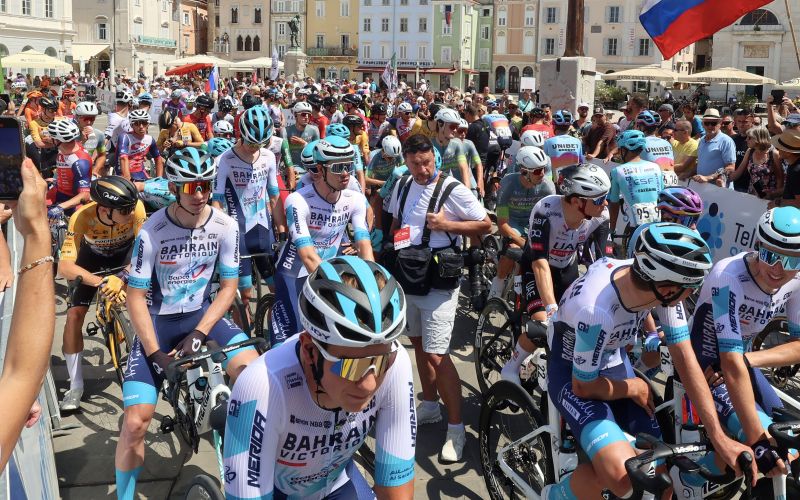 dirka po sloveniji piran start.jpg