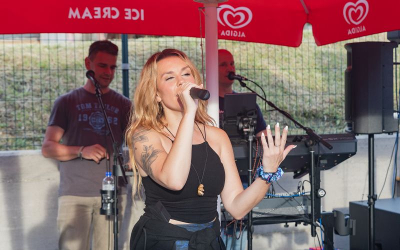 Nika Zorjan, Miha Deželak 2