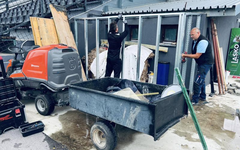 fazanerija, dograditev stadiona