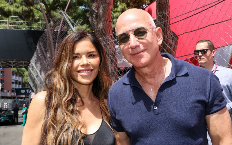 Jeff Bezos - Superjahta milijarderja Jeffa Bezosa je zasidrana v Dalmaciji.