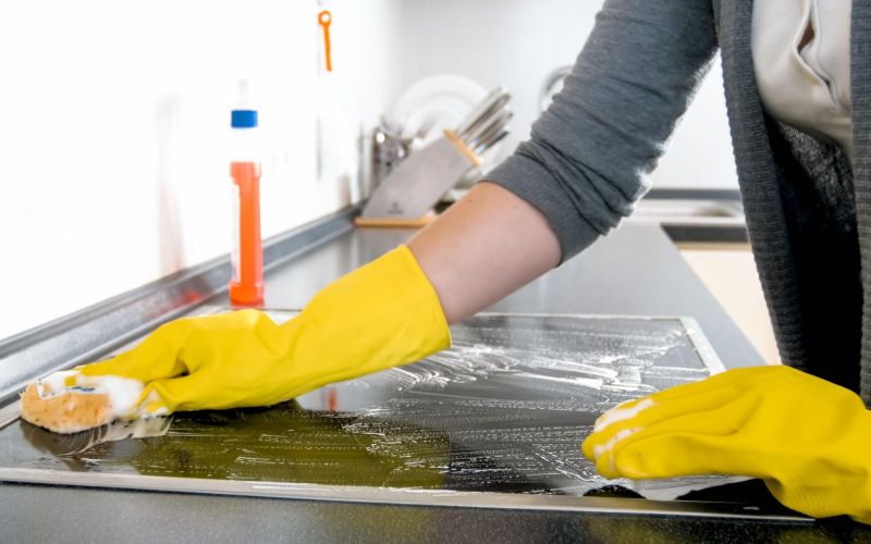 steklokeramična plošča, indukcija, čiščenje