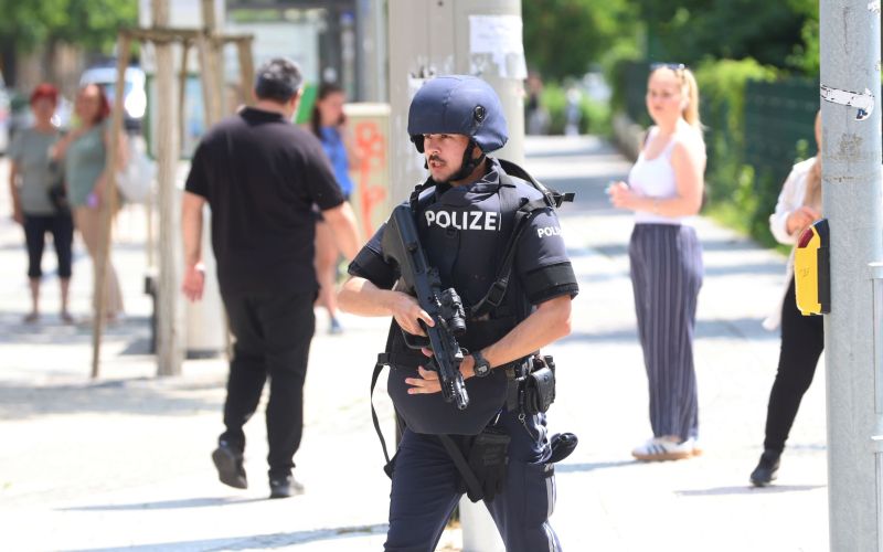 streljanje, gradec, policija.jpg