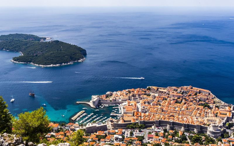 dubrovnik morje hrvaska.jpg