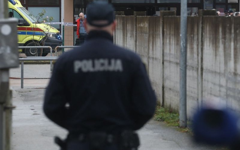 policija
