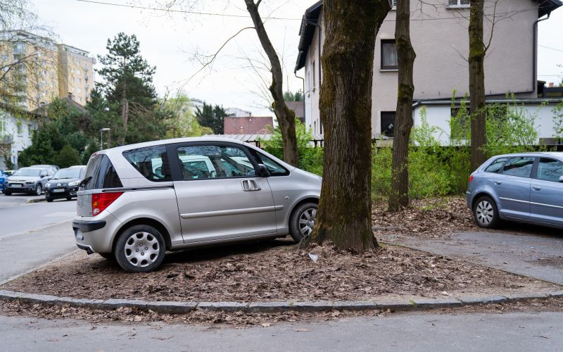 parkirišče, P+R, parkiranje, garaža, naselje
