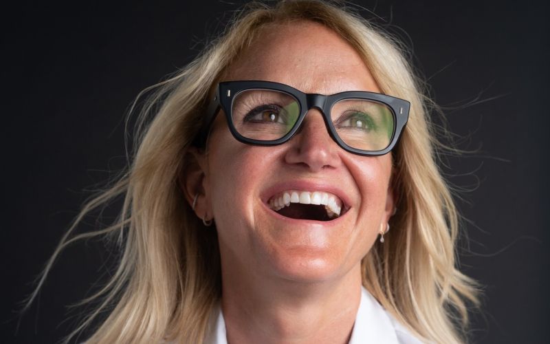 MEL ROBBINS