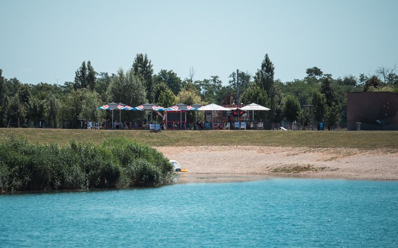 simbolična, kamenšnica, soboško-jezero, poletje, expano, terasa, gostinstvo