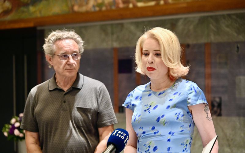 urska-klakocar-zupancic, branimir strukelj
