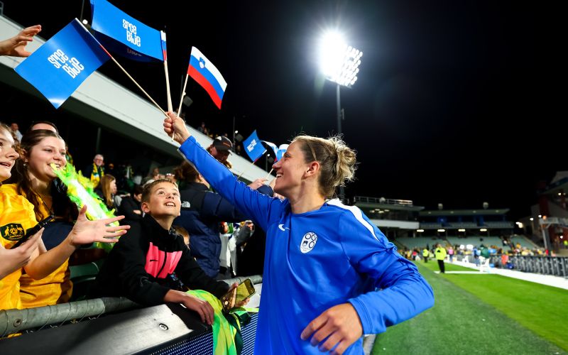 nogometna reprezentanca ženske avstralija slovenija 25 pm.jpg