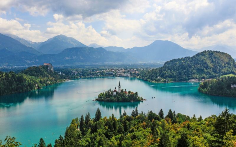 943227_bled.jpg