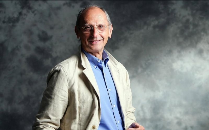 oliver mlakar 2.jpg