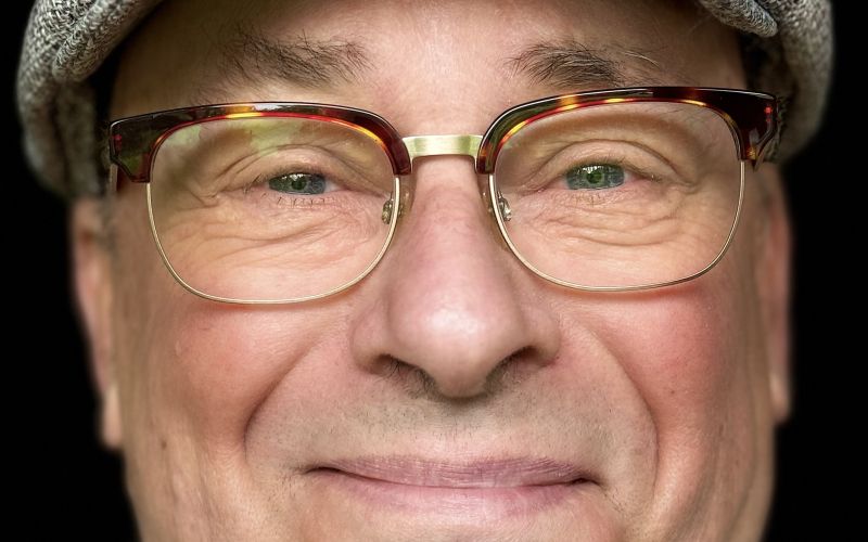 Gojmir Lešnjak - Gojc - Gojc je postal pravi Kraševec in tam seveda preživlja tudi te vroče poletne