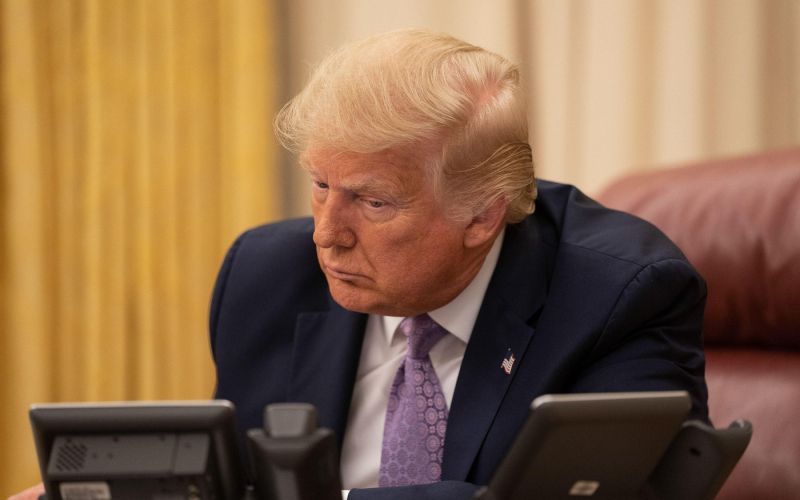 donald trump, telefon.jpg