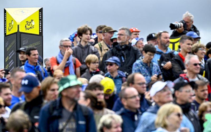navijaci tour 2025.jpg