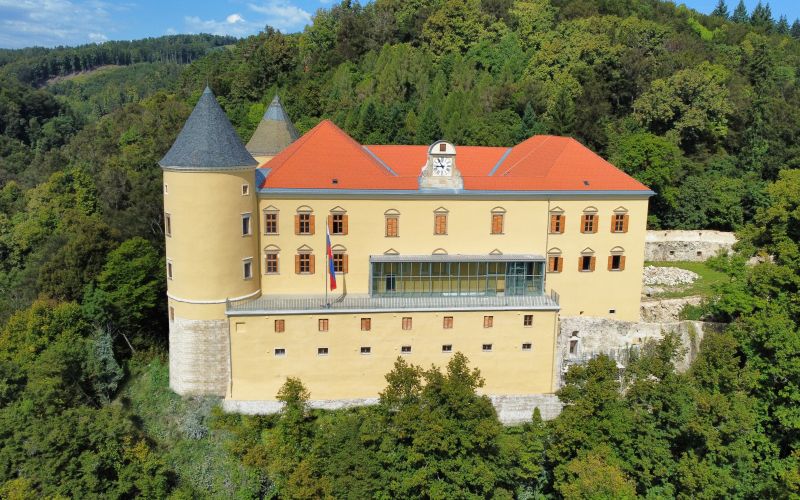 Prenovljen grad Podčetrtek