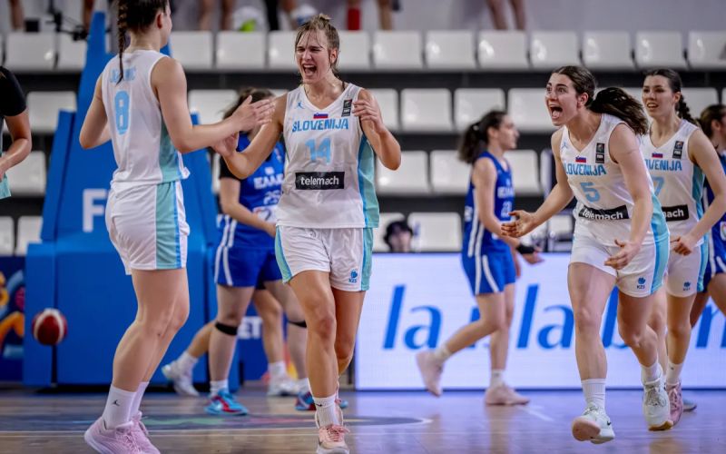 806-13-slovenke fiba.jpg