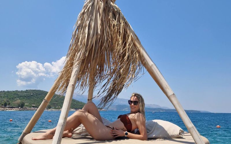 Klara Japelj Albanija