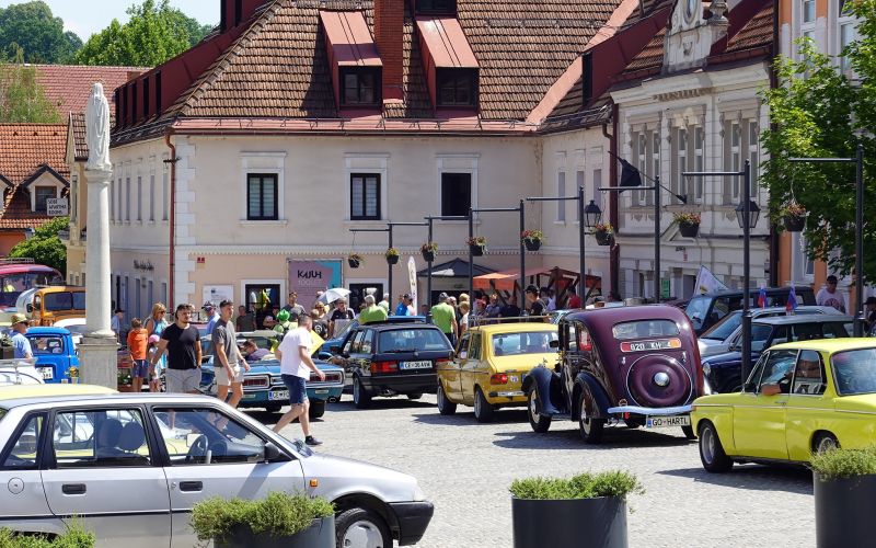 pilihov memorial.jpg