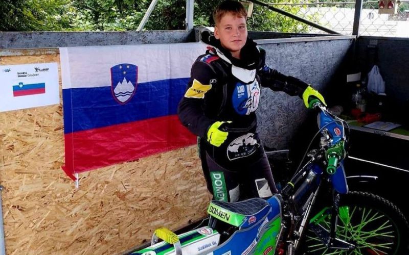 Domen_Gračner_1.jpg