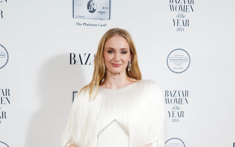 sophie turner 1.jpg