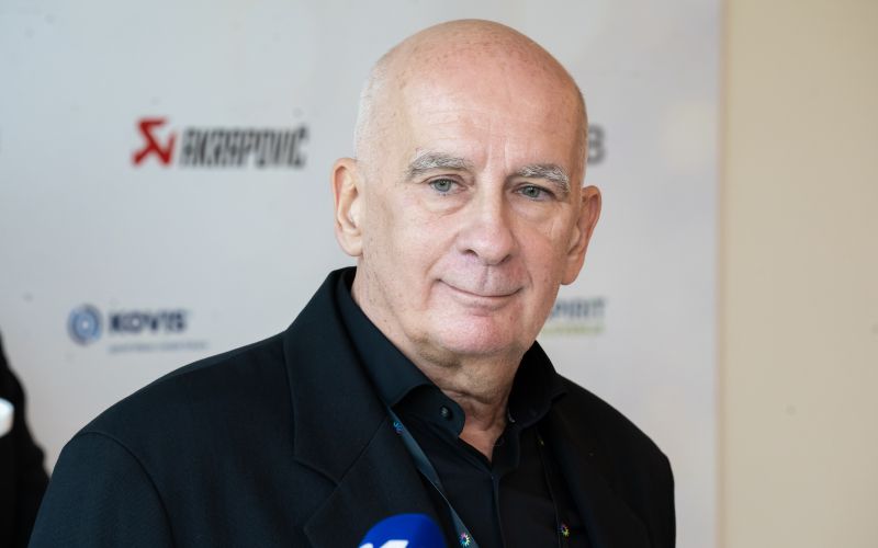 akrapovič SŠ.jpg