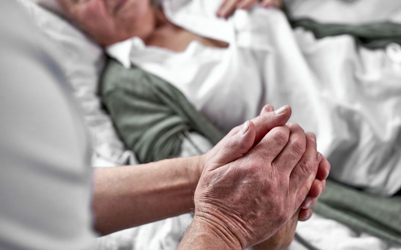 umiranje smrt bolezen evtanazija.jpg