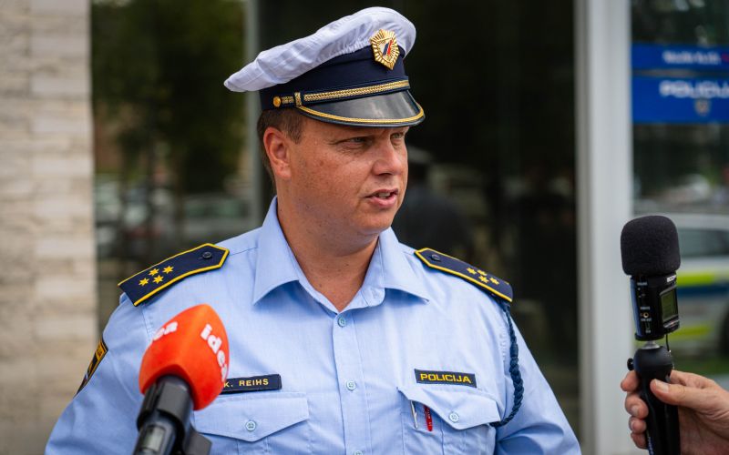 policija, pums