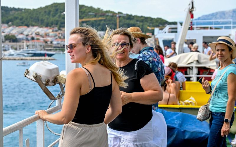turisti, trajekt, split.jpg