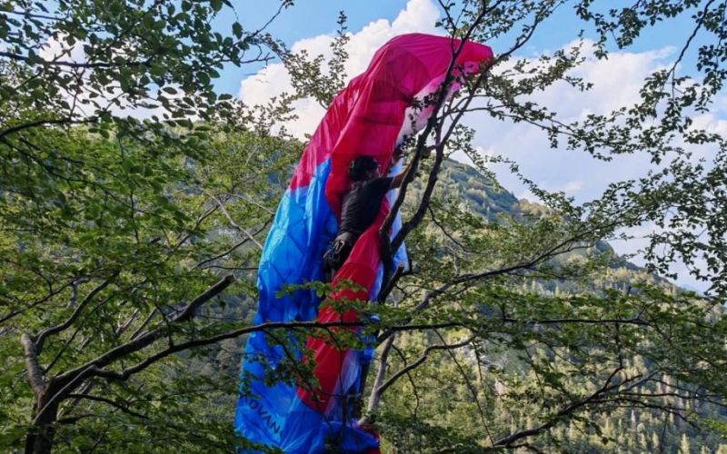 jadralni padalec, vogel, rezervno padalo.jpg