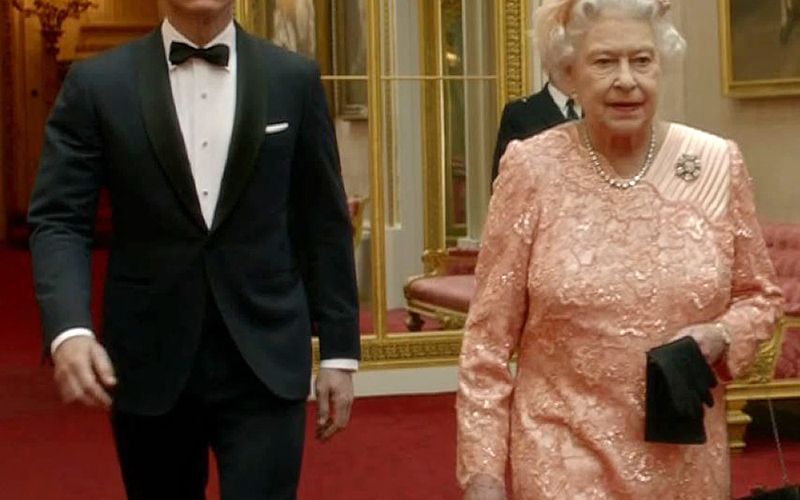 kraljica-elizabeta, daniel craig