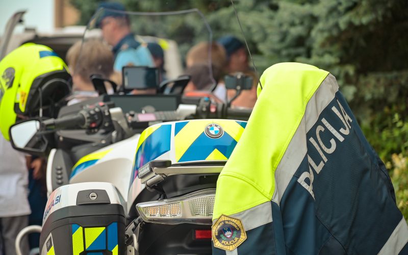 policija motor.jpg